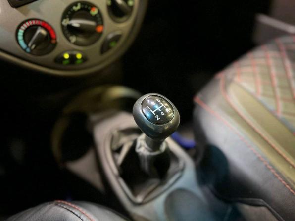 Ford Focus I Рестайлинг с пробегом 2005 года, цена 229 000 рублей, 199828 км, седан, Автокод Объявления