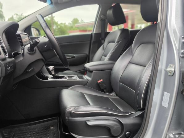 Kia Sportage IV Рестайлинг с пробегом 2021 года, цена 2 990 000 рублей, 48622 км, внедорожник, Автокод Объявления
