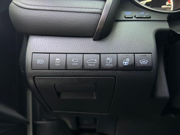 Toyota Camry VIII (XV70) Рестайлинг с пробегом 2021 года, цена 2 720 000 рублей, 121863 км, седан, Автокод Объявления