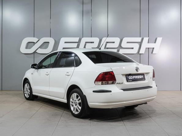 Volkswagen Polo V с пробегом 2011 года, цена 944 000 рублей, 92855 км, седан, Автокод Объявления