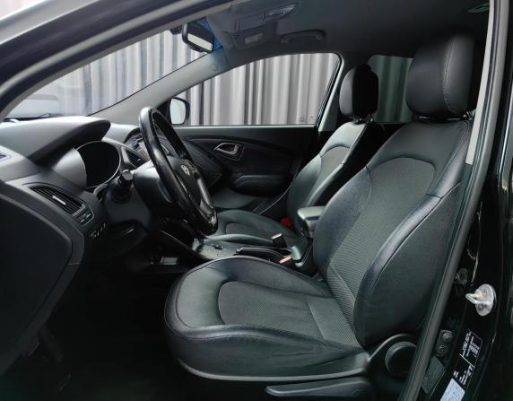 Hyundai ix35 I Рестайлинг с пробегом 2015 года, цена 1 328 000 рублей, 165312 км, внедорожник, Автокод Объявления