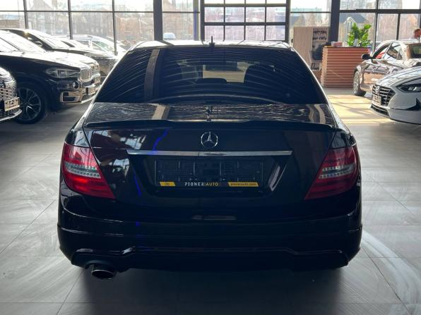 Mercedes-Benz C-Класс III (W204) Рестайлинг с пробегом 2011 года, цена 1 220 000 рублей, 170000 км, купе, Автокод Объявления