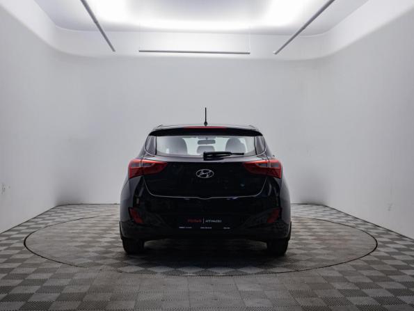 Hyundai i30 II Рестайлинг с пробегом 2015 года, цена 990 000 рублей, 275698 км, хэтчбек, Автокод Объявления