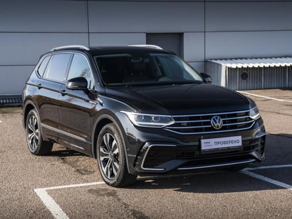 Volkswagen Tiguan II Рестайлинг с пробегом 2023 года, цена 3 899 000 рублей, 91128 км, внедорожник, Автокод Объявления