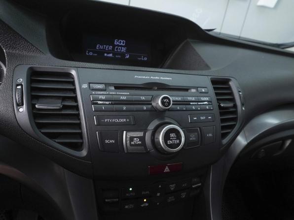 Honda Accord VIII Рестайлинг с пробегом 2011 года, цена 1 497 000 рублей, 228850 км, седан, Автокод Объявления