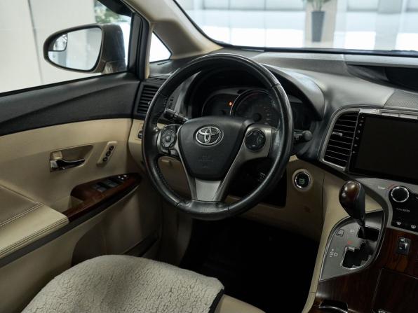 Toyota Venza I Рестайлинг с пробегом 2012 года, цена 1 659 000 рублей, 127025 км, внедорожник, Автокод Объявления