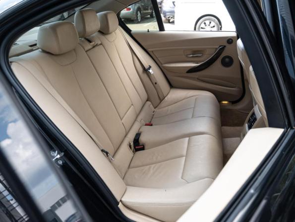 BMW 3 серии VI (F3x) с пробегом 2012 года, цена 1 600 000 рублей, 256247 км, седан, Автокод Объявления
