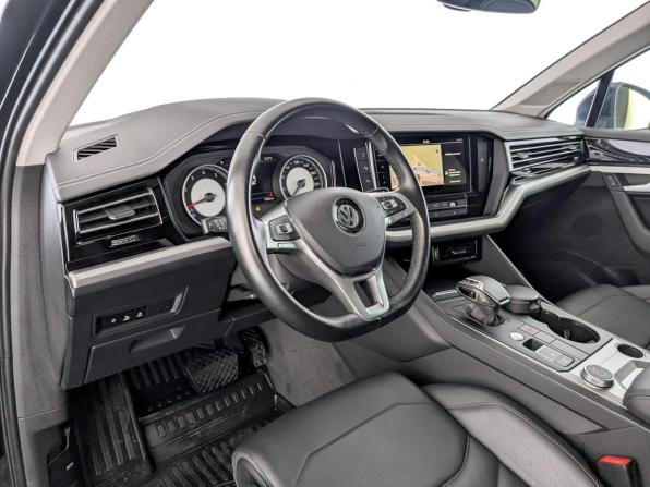 Volkswagen Touareg III с пробегом 2019 года, цена 5 205 000 рублей, 37555 км, внедорожник, Автокод Объявления