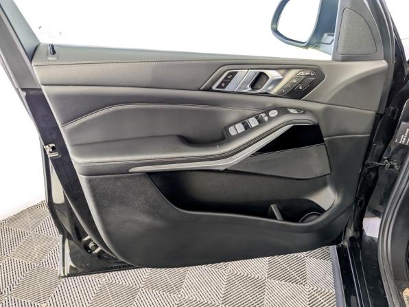 BMW X7 I (G07) Рестайлинг с пробегом 2023 года, цена 11 800 000 рублей, 79449 км, внедорожник, Автокод Объявления