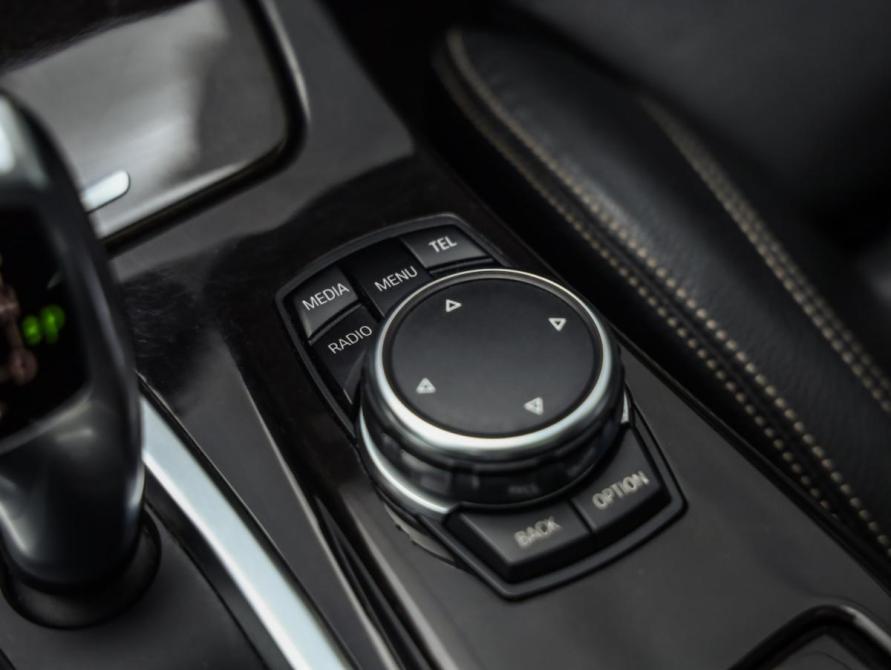 BMW 5 серии VI (F10/F11/F07) Рестайлинг Санкт-Петербург  - изображение 23
