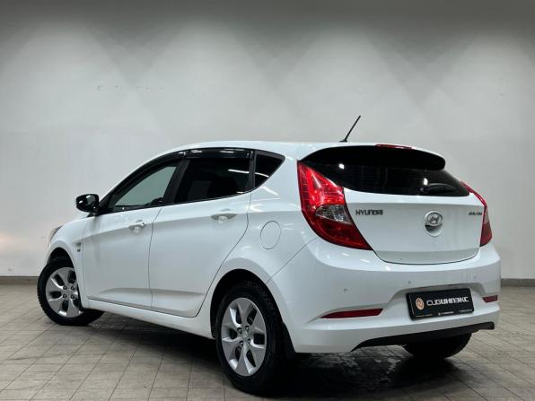Hyundai Solaris I Рестайлинг с пробегом 2014 года, цена 950 000 рублей, 130965 км, хэтчбек, Автокод Объявления