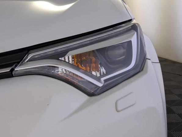 Toyota RAV4 IV (XA40) Рестайлинг с пробегом 2017 года, цена 2 550 000 рублей, 74828 км, внедорожник, Автокод Объявления