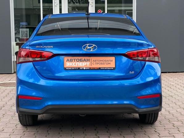 Hyundai Solaris II с пробегом 2017 года, цена 999 000 рублей, 171000 км, седан, Автокод Объявления