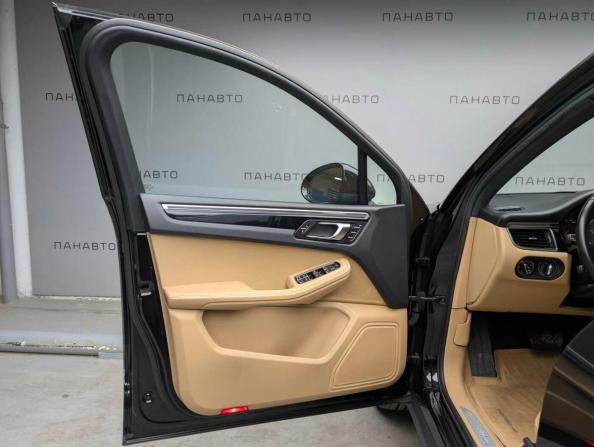 Porsche Macan I с пробегом 2016 года, цена 3 245 000 рублей, 228804 км, внедорожник, Автокод Объявления