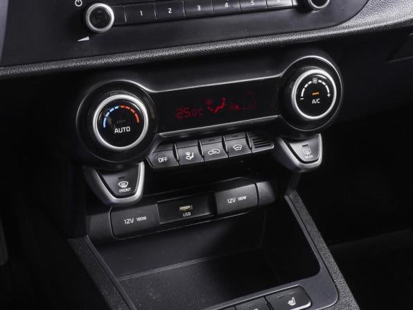 Kia Rio IV Рестайлинг с пробегом 2020 года, цена 1 629 000 рублей, 85093 км, седан, Автокод Объявления
