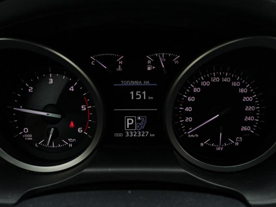 Toyota Land Cruiser 200 Series Рестайлинг 1 Москва  - изображение 32