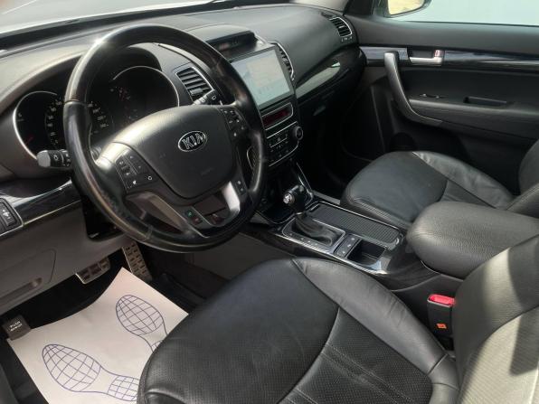 Kia Sorento II Рестайлинг с пробегом 2018 года, цена 2 550 000 рублей, 113330 км, внедорожник, Автокод Объявления