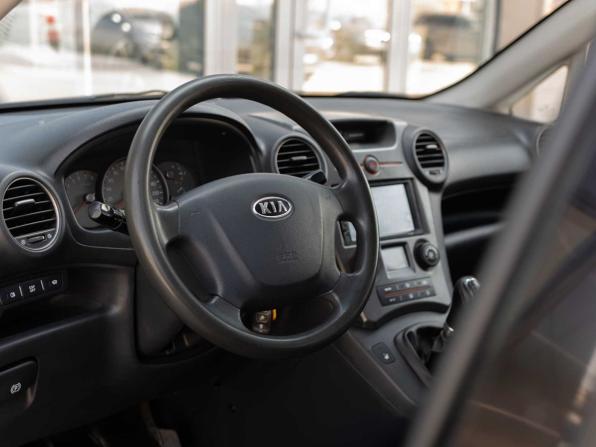 Kia Carens II (UN) с пробегом 2007 года, цена 590 000 рублей, 270222 км, компактвэн, Автокод Объявления