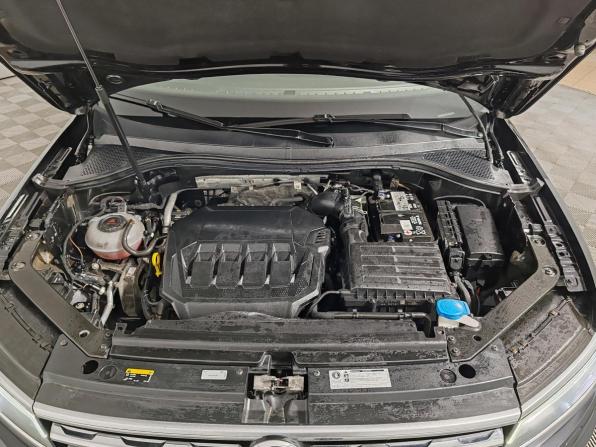 Volkswagen Tiguan II с пробегом 2019 года, цена 2 655 000 рублей, 112049 км, внедорожник, Автокод Объявления