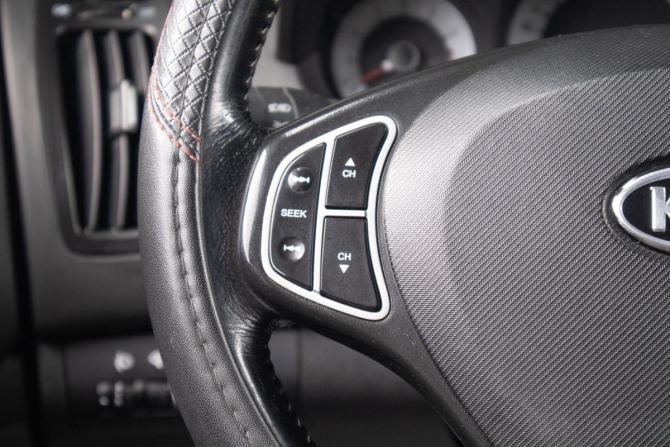 Kia Ceed I с пробегом 2008 года, цена 569 000 рублей, 305011 км, хэтчбек, Автокод Объявления