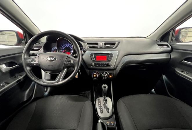Kia Rio III Рестайлинг с пробегом 2015 года, цена 990 000 рублей, 160383 км, седан, Автокод Объявления