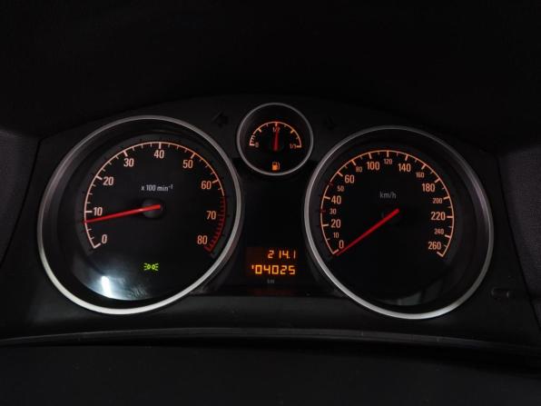 Opel Astra H Рестайлинг с пробегом 2012 года, цена 599 000 рублей, 204025 км, универсал, Автокод Объявления