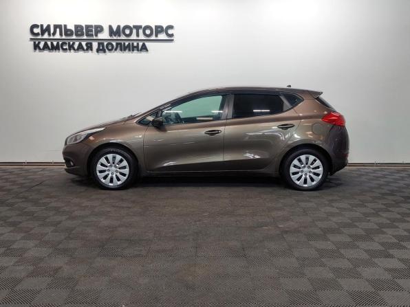 Kia Ceed II с пробегом 2012 года, цена 840 000 рублей, 196231 км, хэтчбек, Автокод Объявления