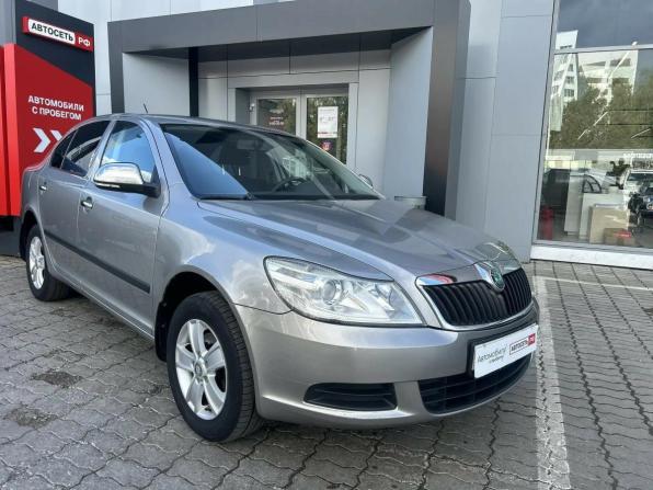 Skoda Octavia II (A5) Рестайлинг с пробегом 2011 года, цена 981 000 рублей, 176972 км, лифтбек, Автокод Объявления