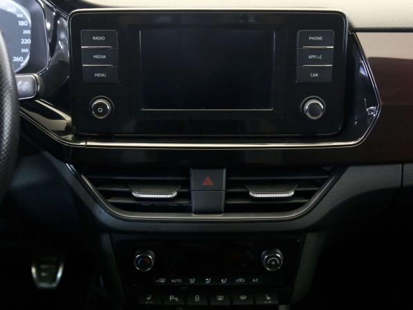 Volkswagen Polo VI с пробегом 2021 года, цена 1 590 000 рублей, 92255 км, лифтбек, Автокод Объявления