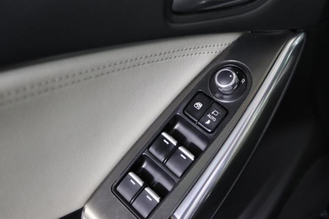 Mazda 6 III (GJ) Рестайлинг с пробегом 2017 года, цена 1 719 990 рублей, 201732 км, седан, Автокод Объявления