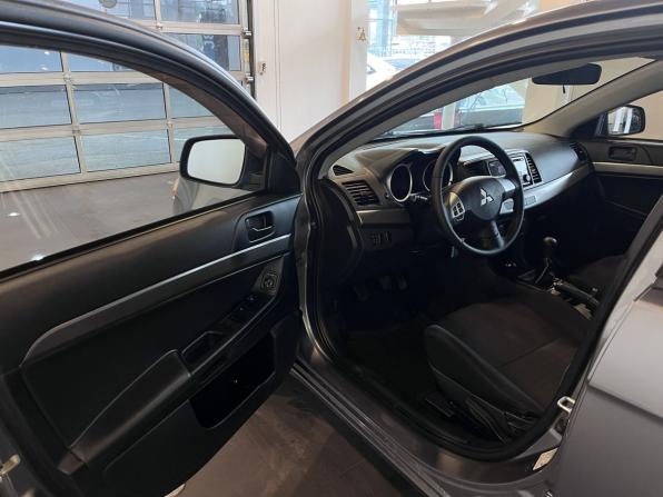 Mitsubishi Lancer X Рестайлинг с пробегом 2012 года, цена 998 000 рублей, 174688 км, седан, Автокод Объявления
