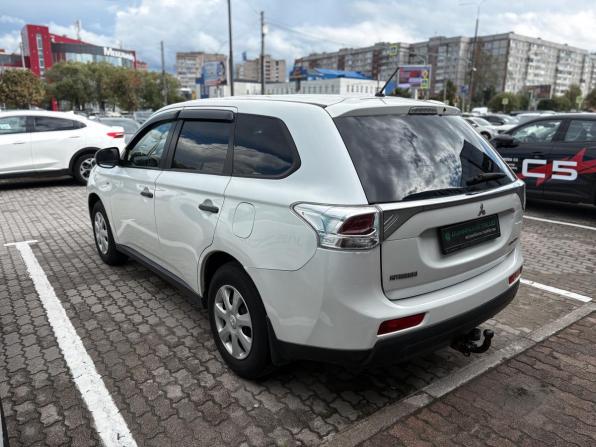 Mitsubishi Outlander III Рестайлинг с пробегом 2014 года, цена 1 351 000 рублей, 99822 км, внедорожник, Автокод Объявления