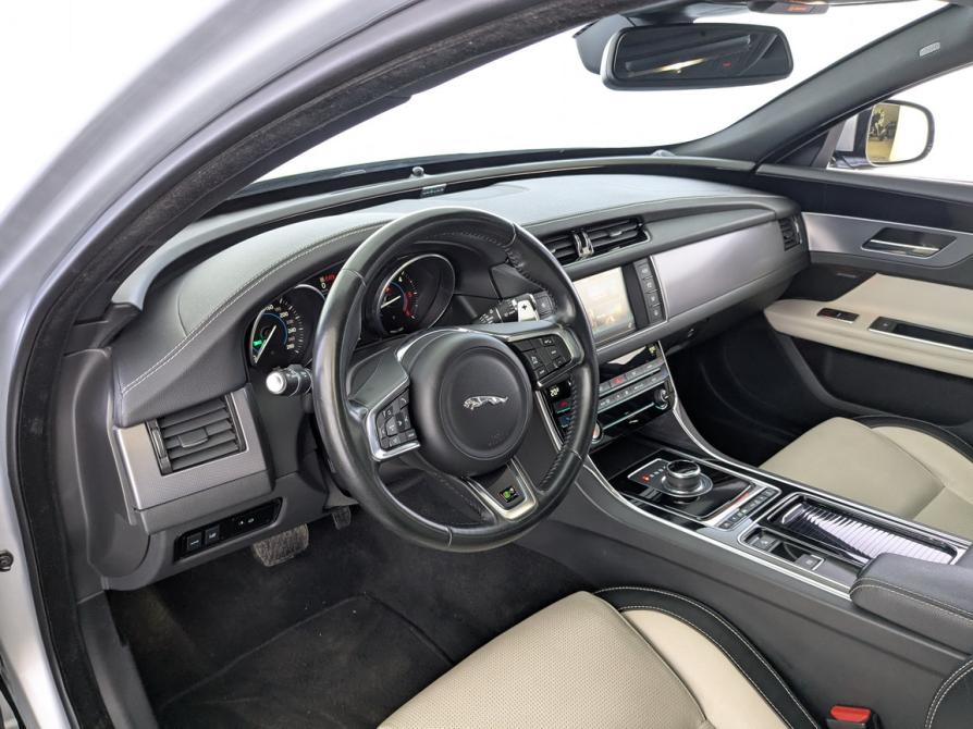 Jaguar XF II Москва  - изображение 16