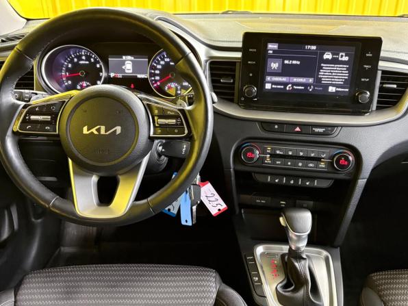 Kia XCeed I с пробегом 2021 года, цена 2 049 000 рублей, 75000 км, хэтчбек, Автокод Объявления