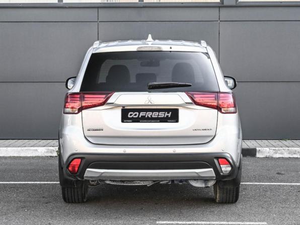Mitsubishi Outlander III Рестайлинг 2 с пробегом 2018 года, цена 2 149 000 рублей, 95188 км, внедорожник, Автокод Объявления