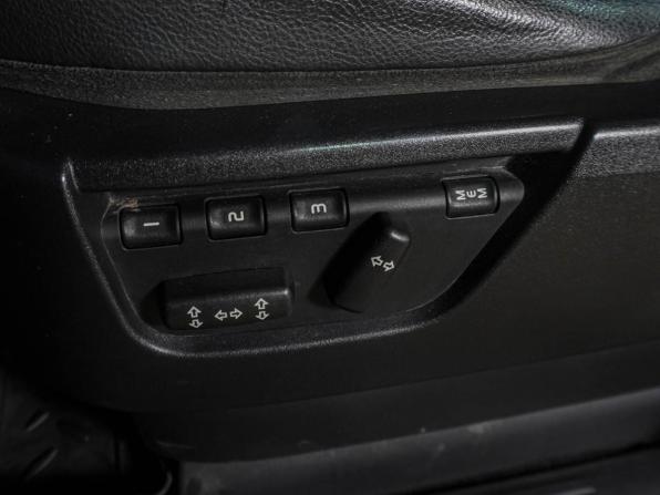 Land Rover Discovery III с пробегом 2005 года, цена 1 039 000 рублей, 266969 км, внедорожник, Автокод Объявления