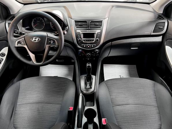 Hyundai Solaris I Рестайлинг с пробегом 2015 года, цена 1 090 000 рублей, 120676 км, седан, Автокод Объявления