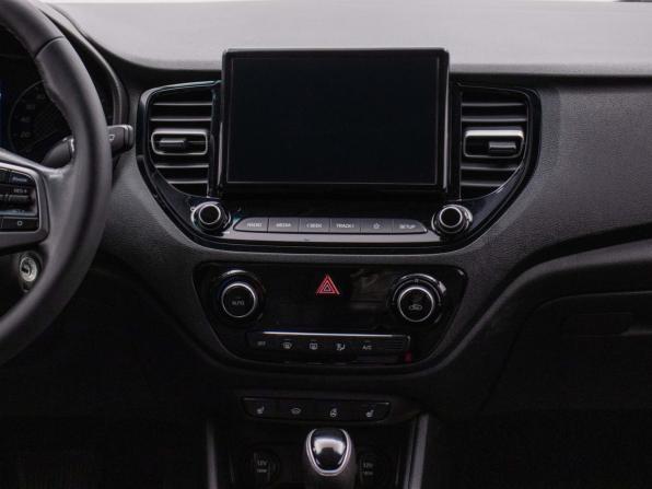 Hyundai Solaris II Рестайлинг с пробегом 2021 года, цена 1 580 000 рублей, 134419 км, седан, Автокод Объявления