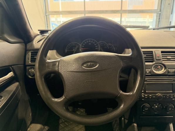 Lada (ВАЗ) Priora I с пробегом 2010 года, цена 315 000 рублей, 234449 км, седан, Автокод Объявления