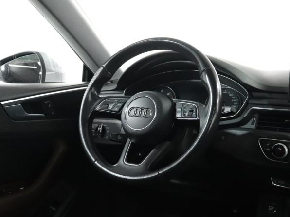 Audi A5 II (F5) с пробегом 2017 года, цена 2 500 000 рублей, 138177 км, лифтбек, Автокод Объявления