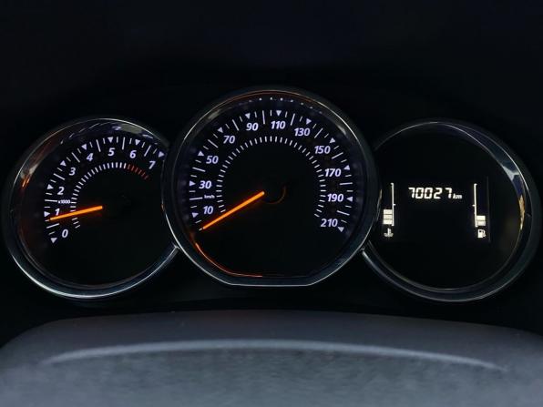 Renault Logan II Рестайлинг с пробегом 2021 года, цена 1 209 000 рублей, 70027 км, седан, Автокод Объявления