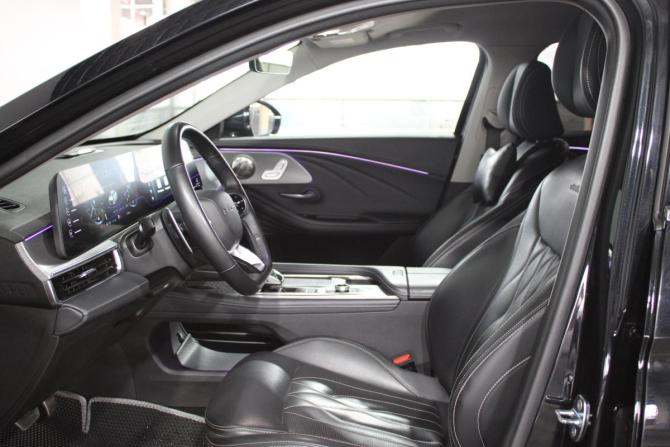 Chery Arrizo 8 с пробегом 2023 года, цена 1 817 000 рублей, 110000 км, седан, Автокод Объявления