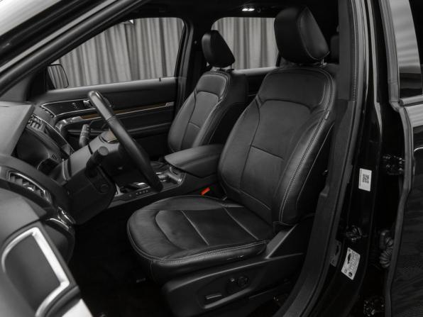 Ford Explorer V Рестайлинг 2 с пробегом 2019 года, цена 3 340 000 рублей, 124326 км, внедорожник, Автокод Объявления