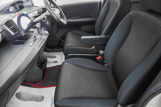 Honda Freed I с пробегом 2011 года, цена 999 000 рублей, 197000 км, компактвэн, Автокод Объявления