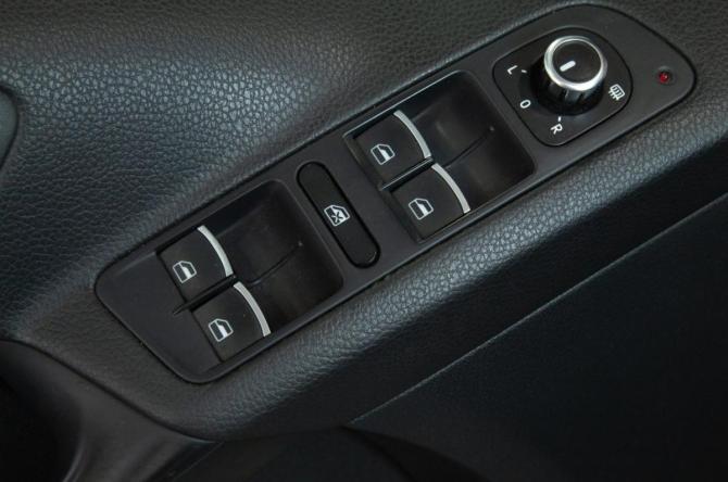 Volkswagen Tiguan I Рестайлинг с пробегом 2013 года, цена 1 679 000 рублей, 209000 км, внедорожник, Автокод Объявления