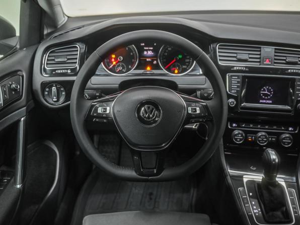 Volkswagen Golf VII с пробегом 2013 года, цена 1 299 000 рублей, 158000 км, хэтчбек, Автокод Объявления