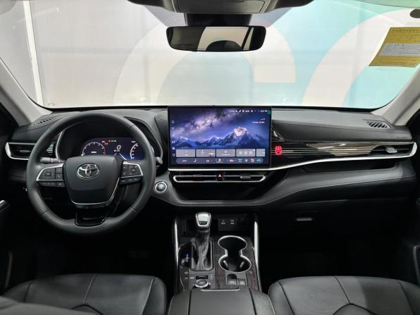 Toyota Highlander IV (XU70) с пробегом 2026 года, цена 5 200 000 рублей, 143 км, внедорожник, Автокод Объявления