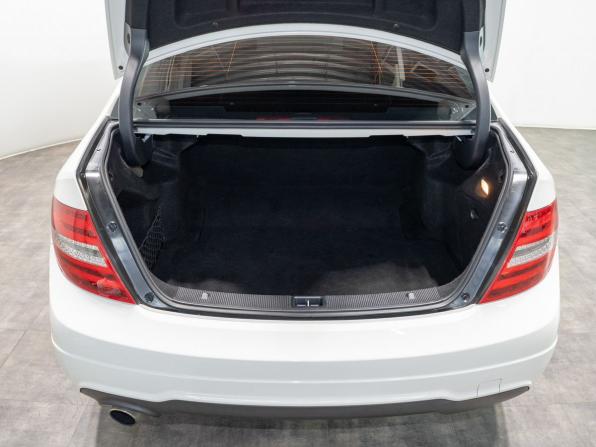 Mercedes-Benz C-Класс III (W204) Рестайлинг с пробегом 2012 года, цена 1 350 000 рублей, 121902 км, седан, Автокод Объявления