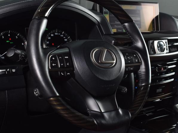 Lexus LX III Рестайлинг 2 с пробегом 2018 года, цена 8 549 995 рублей, 186670 км, внедорожник, Автокод Объявления