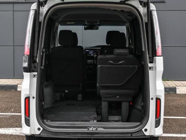 Honda Stepwgn V Рестайлинг с пробегом 2019 года, цена 2 699 000 рублей, 46050 км, минивэн, Автокод Объявления